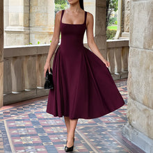 Загрузить изображение в средство просмотра галереи, Pleated Flare Midi Dress
