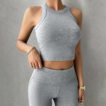 Laden Sie das Bild in den Galerie-Viewer, Sleeveless Sporty Gym Two Piece Set
