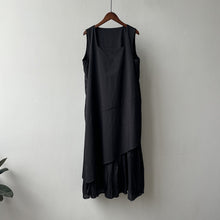画像をギャラリービューアに読み込む, Sleeveless Asymmetrical Hem Spliced Midi Dress
