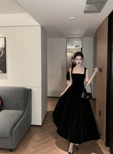 画像をギャラリービューアに読み込む, Elegant Vintage Midi Spaghetti Flare Event Dress
