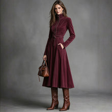 Laden Sie das Bild in den Galerie-Viewer, 2026 New Women's Vintage Suede Long Dress, Elegant Zip Front Fitted Waist Tie Long Dress for Fall Winter
