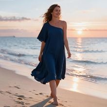 Carica l'immagine nel visualizzatore di Gallery, Abito casual da spiaggia svasato oversize con monospalla e maniche corte in vera seta
