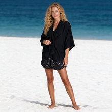 Laden Sie das Bild in den Galerie-Viewer, Printed Tie Dye Solid Three Quarter Sleeve Kimono Beachwear Cover Up
