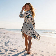 Laden Sie das Bild in den Galerie-Viewer, High End Cupro Plaid Beach Cover Up Casual Outerwear Jacket With Sashes
