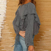 Laden Sie das Bild in den Galerie-Viewer, Stripe V neck ruffle blouse
