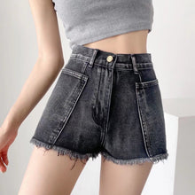 Load image into Gallery viewer, 4 Colorway Raw Finish Big Pocket Denim Shorts
