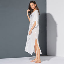 Laden Sie das Bild in den Galerie-Viewer, Wholesale Custom Stylish Split V-neck Sexy Summer Beach White Lace Dress Cover Up
