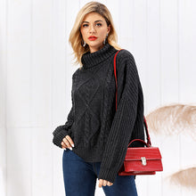 Charger l&#39;image dans la galerie, Latest elegant high quality fashionable cable pattern turtle neck slit hem wool loose short sweater for women
