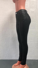 Load image into Gallery viewer, 2022 Autumn Winter Women Sexy Solid Casual Skinny PU Pants

