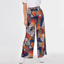 Laden Sie das Bild in den Galerie-Viewer, Loose boho style floral print bandaged summer holiday wear women trousers lady long casual pants
