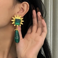 Load image into Gallery viewer, Mediaeval Elegant Green Water Drop Colored Glaze Earrings Classic Vintage Gilded Square Crystal Ear studs
