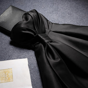 Short Tie Knot Strapless Satin Elegant Black Party Evening Dress