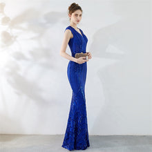 Laden Sie das Bild in den Galerie-Viewer, women V neck cap sleeve sequin long prom dress
