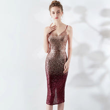 Laden Sie das Bild in den Galerie-Viewer, Adult age group formal fashion hot sell gradient color woman summer party short lady spaghetti strap bodycon evening dresses
