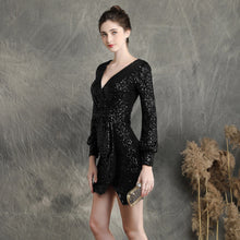 Laden Sie das Bild in den Galerie-Viewer, long sleeve sequin short ruffle bodycon Evening Dress
