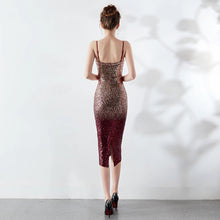 Laden Sie das Bild in den Galerie-Viewer, Adult age group formal fashion hot sell gradient color woman summer party short lady spaghetti strap bodycon evening dresses
