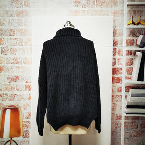 Latest elegant high quality fashionable cable pattern turtle neck slit hem wool loose short sweater for women