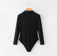 Laden Sie das Bild in den Galerie-Viewer, Trendy women clothing zipper thong bodysuit sexy custom winter long sleeve bodysuits for women
