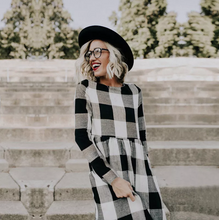 Load image into Gallery viewer, Simple ankle length ruffle lady wear polyester/cotton blended casual plaid long dress
